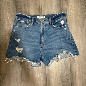 Abercrombie & Fitch 4 inch Mom Short- Curve Love Blue Jean Shorts